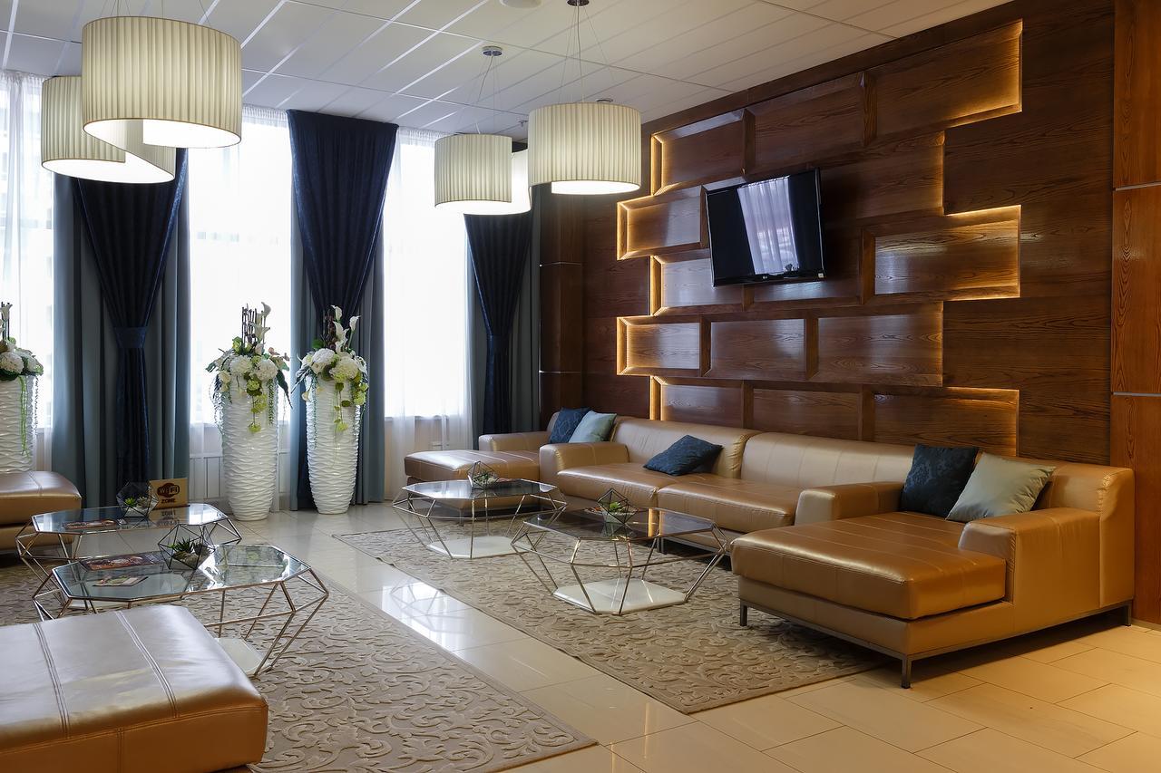 Vega Hotel Togliatti Εξωτερικό φωτογραφία